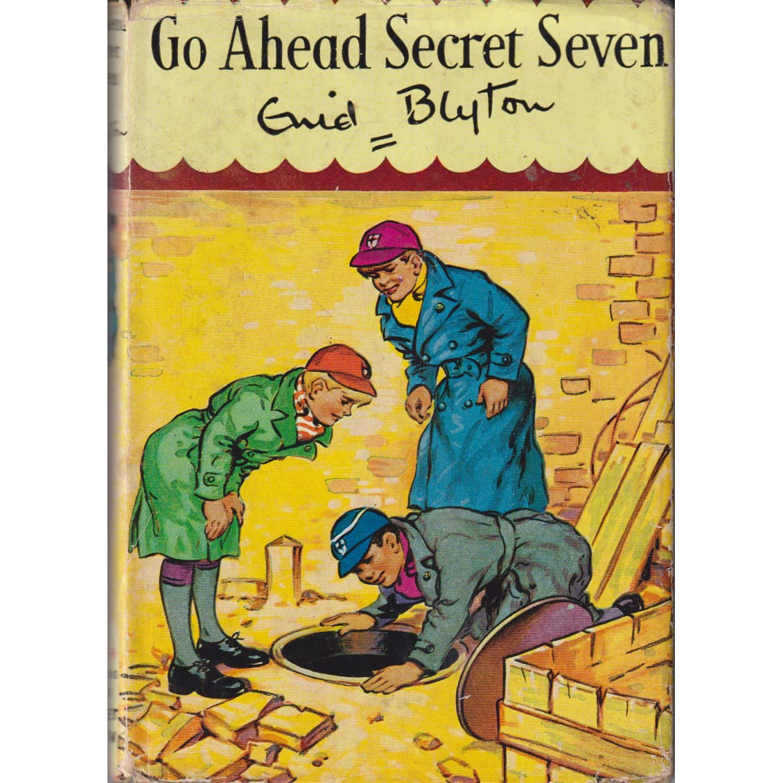 Go Ahead Secret Seven by Enid Blyton