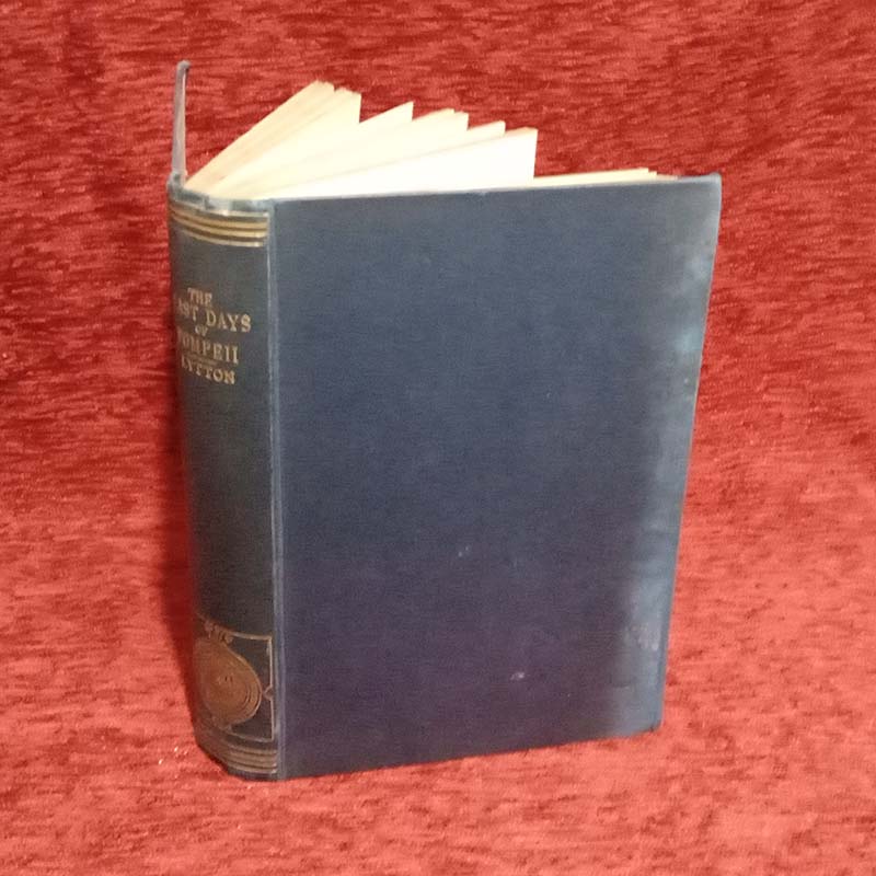The Last Days of Pompeii by Bulwer Lytton